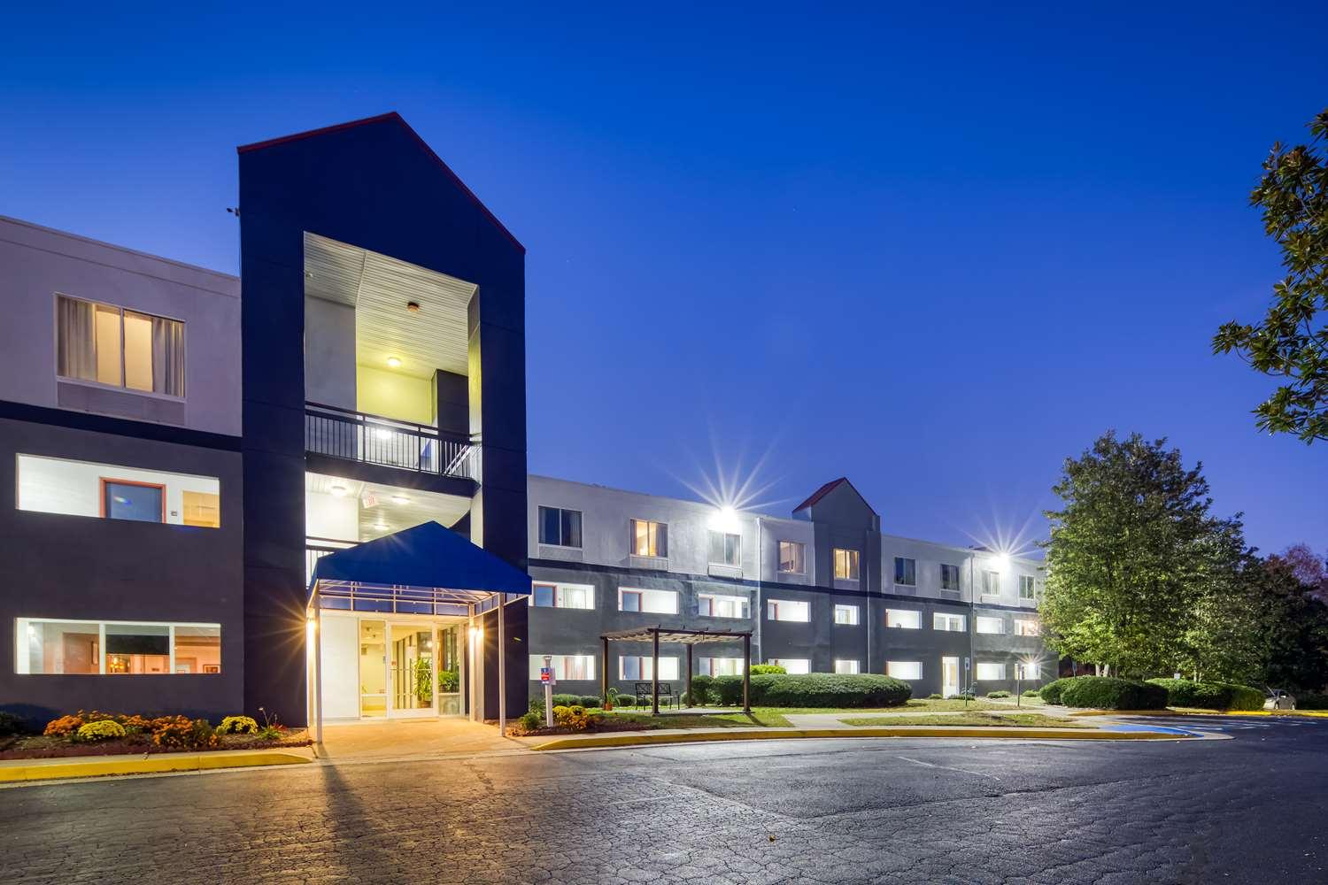 Surestay Plus Hotel By Best Western Durham Medical Center Buitenkant foto